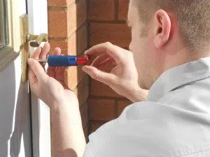 Derby Locksmith Service Derby, CT 203-347-3162 - 4a-Broken-Key-Extraction